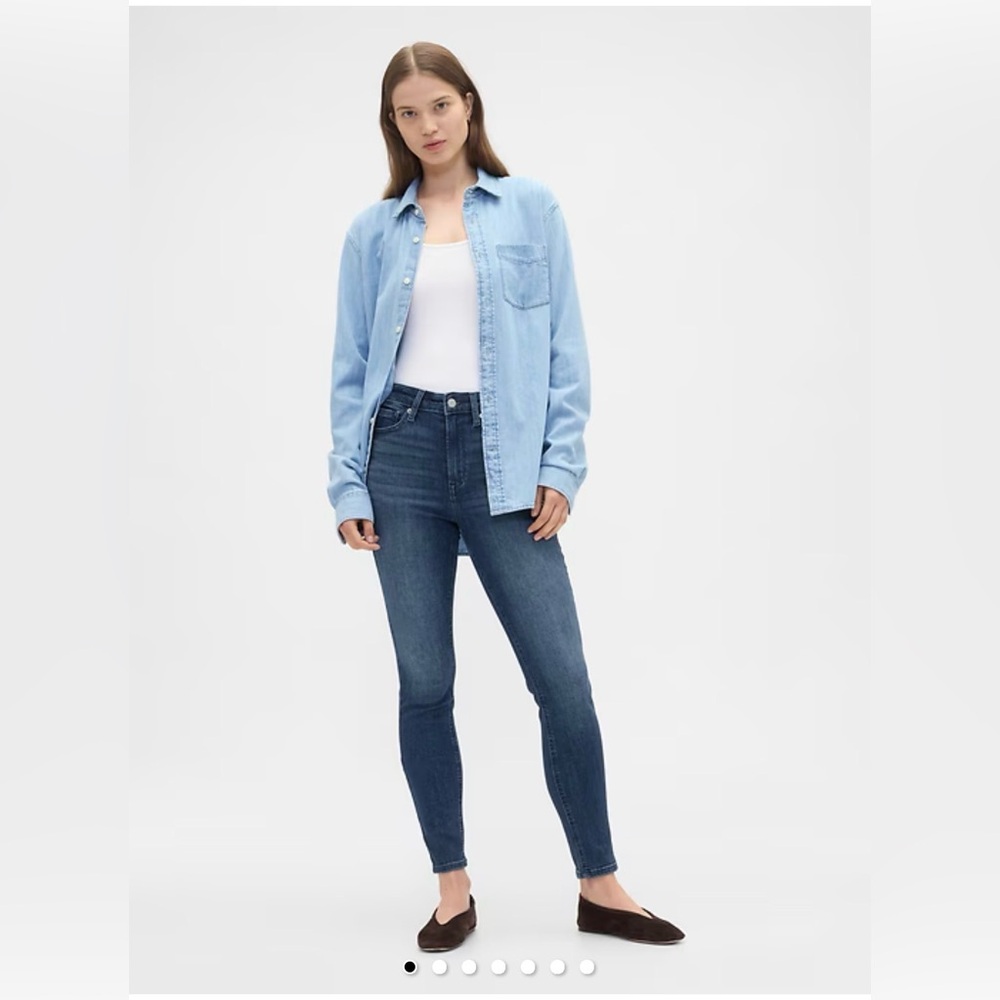 NWT Gap Women's Skinny Jeans - Dark Blue